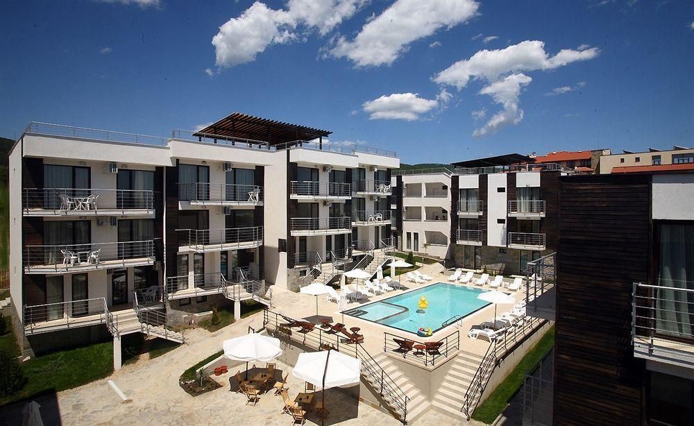 Two-bedroom apartment in a modern complex – fully furnished and ready for your new life