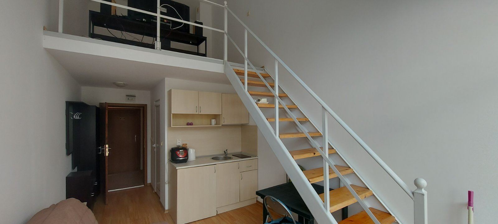 Two-Level Studio with Character and Comfort – An Excellent Choice in Sunny Beach