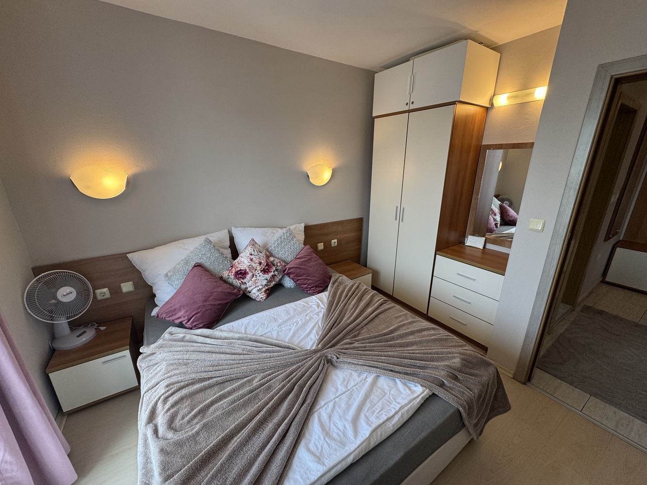 One-bedroom apartment with panoramic views in the heart of Sunny Beach