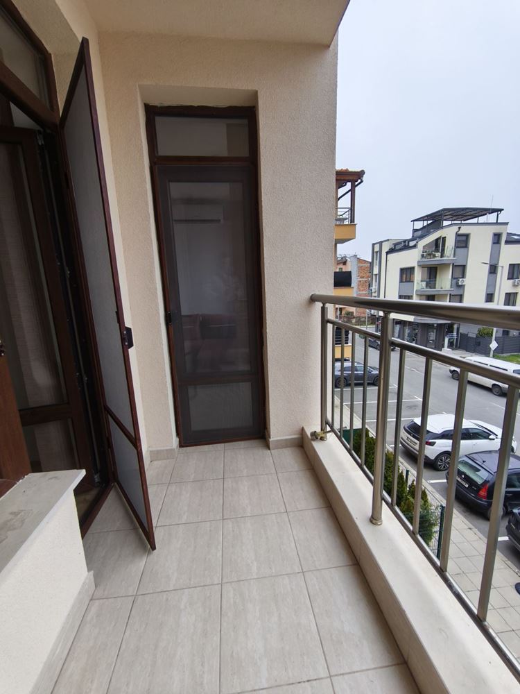Cozy one-bedroom apartment in the new district of Nessebar – no maintenance fee