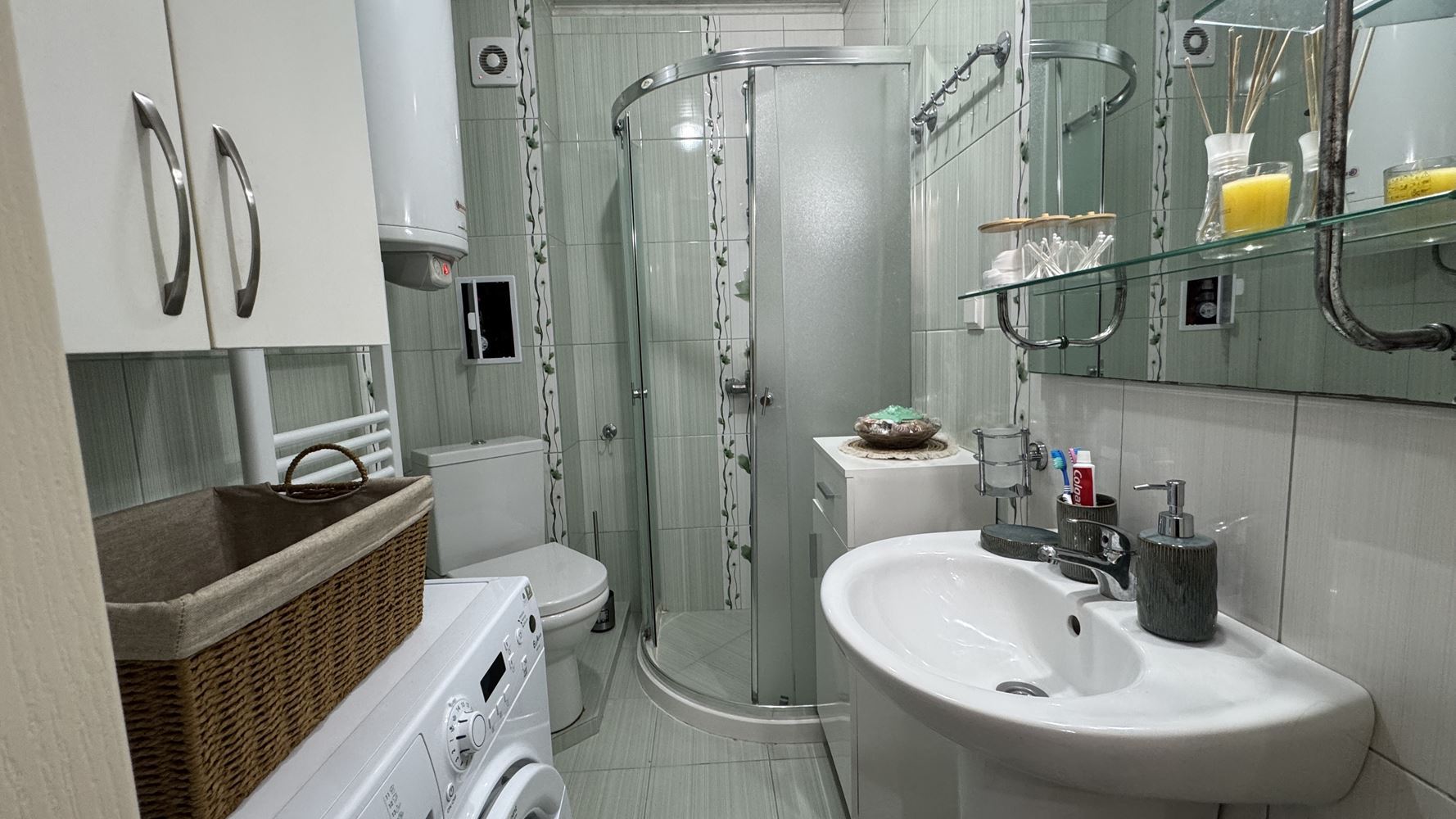 One-Bedroom Apartment in the Old Town of Pomorie – No Maintenance Fee, Excellent Property in a Picturesque Area
