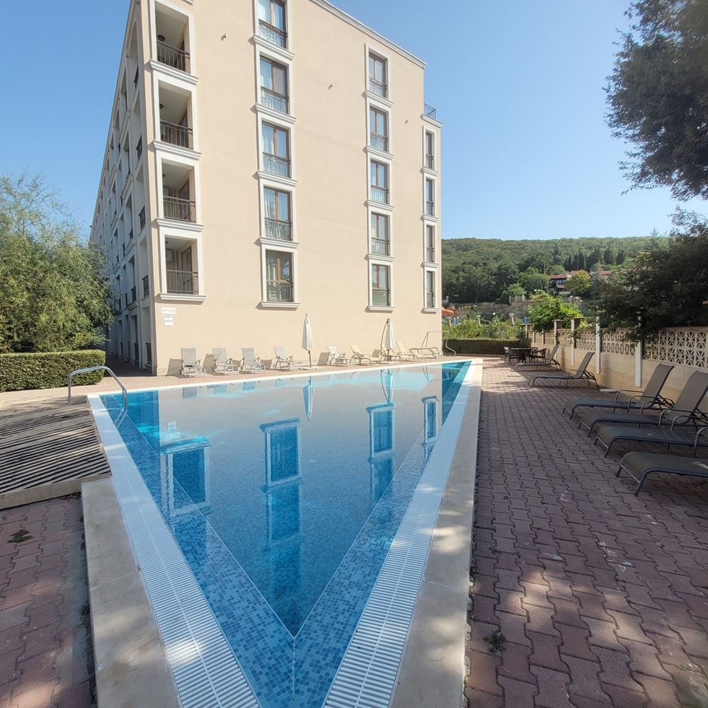 Cozy Studio with a Sea Atmosphere in a Prestigious Beachside Complex in Elenite