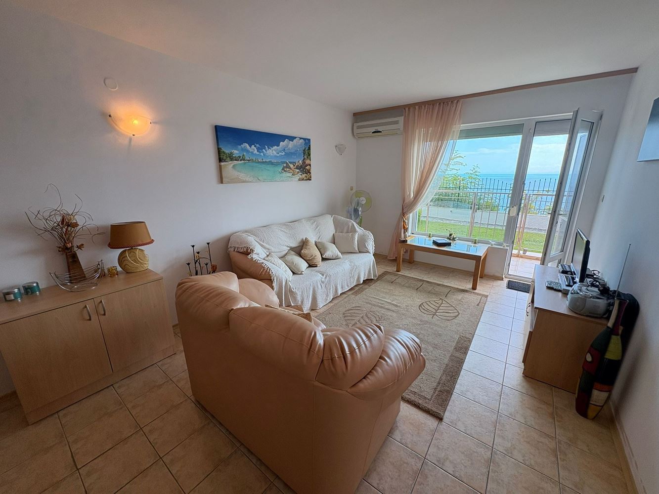 One-Bedroom Apartment with Direct Sea View in Sveti Vlas – Comfort, Tranquility and Resort Lifestyle