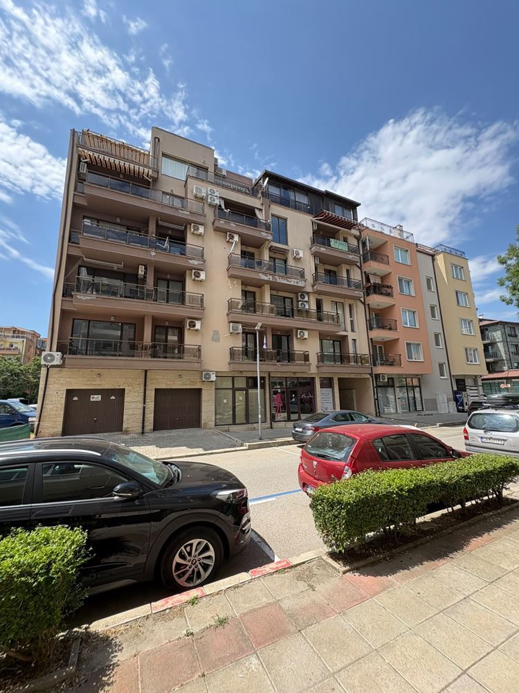 One-bedroom apartment with sea view in the Old Town of Pomorie
