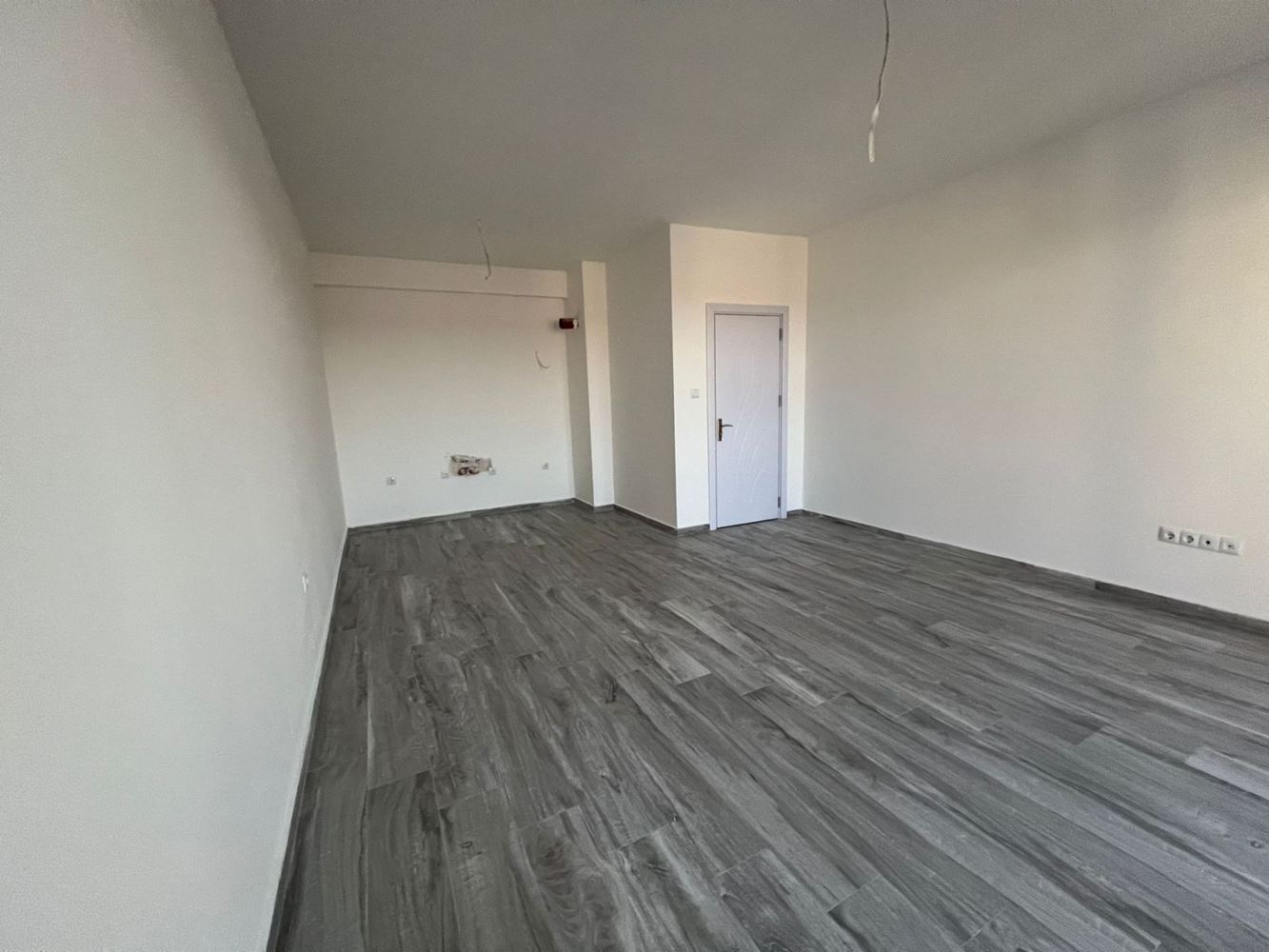 Luxury One-Bedroom Apartment 50 Meters from the Beach in Sozopol – No Maintenance Fee