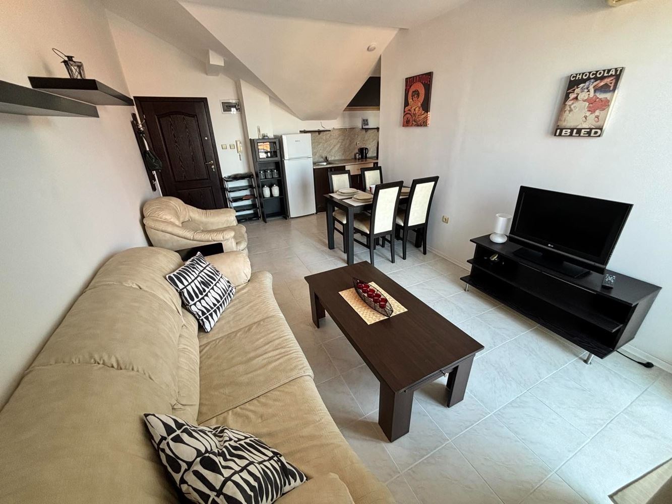 Cozy One-Bedroom Apartment with Panoramic Sea View in Sveti Vlas