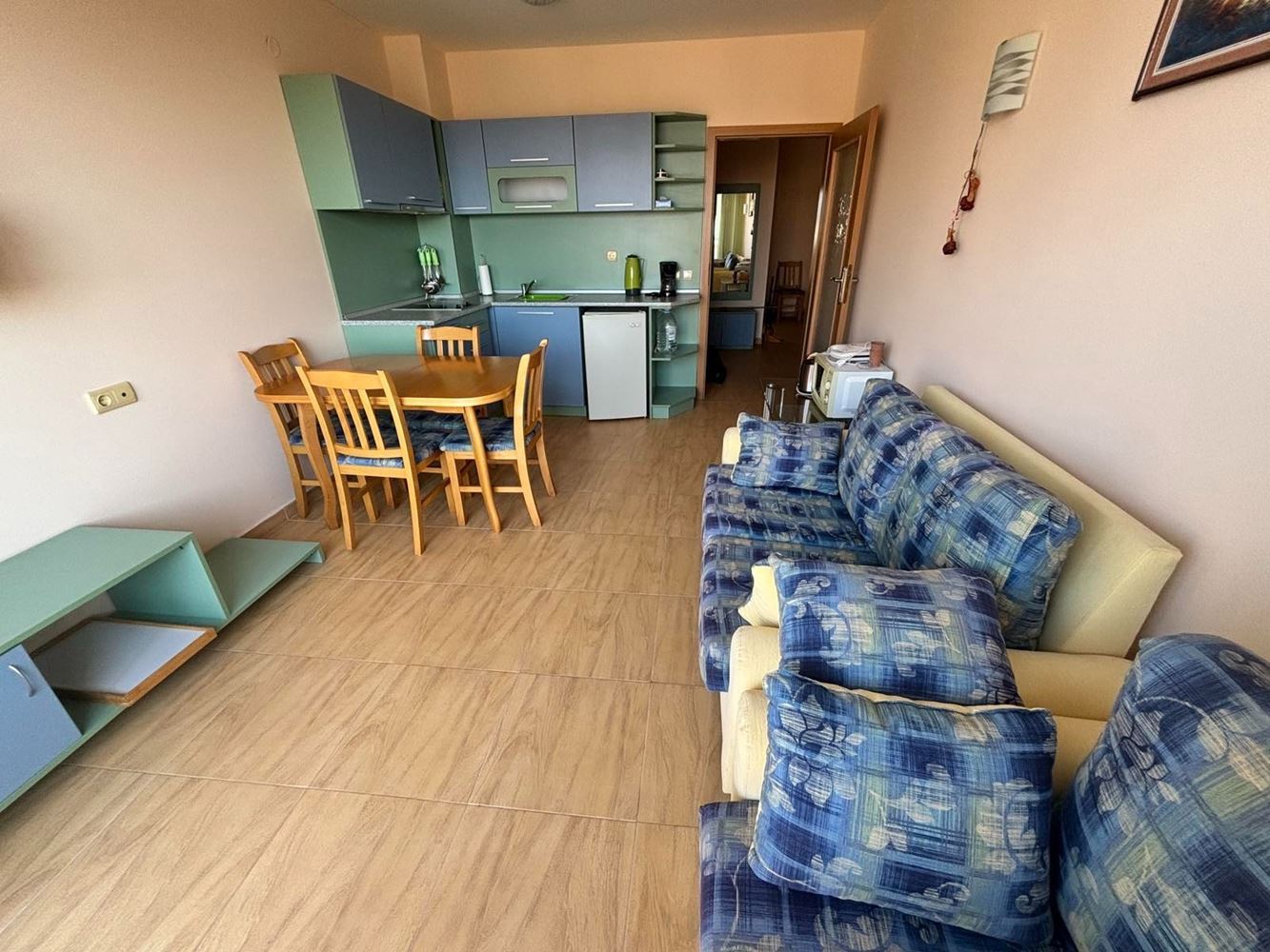 One-Bedroom Apartment with Partial Sea View – Just a 3-Minute Walk from the Beach in Sveti Vlas