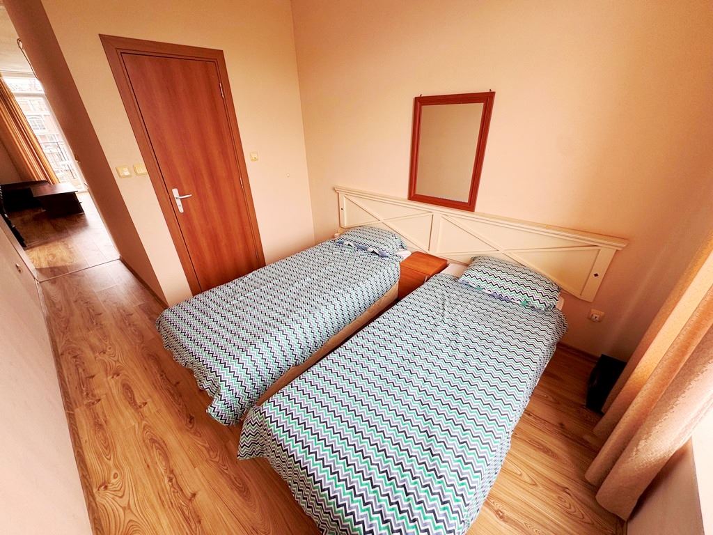 One-bedroom apartment with pool view in a prestigious complex in Sunny Beach