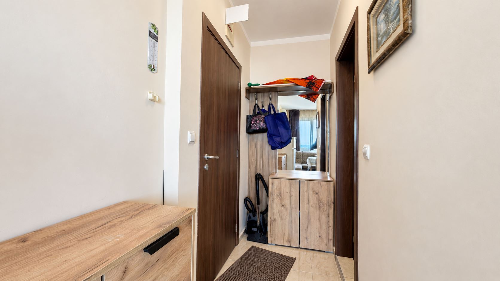 Cosy Small One-Bedroom Apartment in a Complex with a Swimming Pool and 24-Hour Security