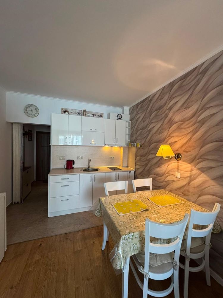 Wonderful studio on the first line in Pomorie with sea view – comfort, cosiness and a prestigious location