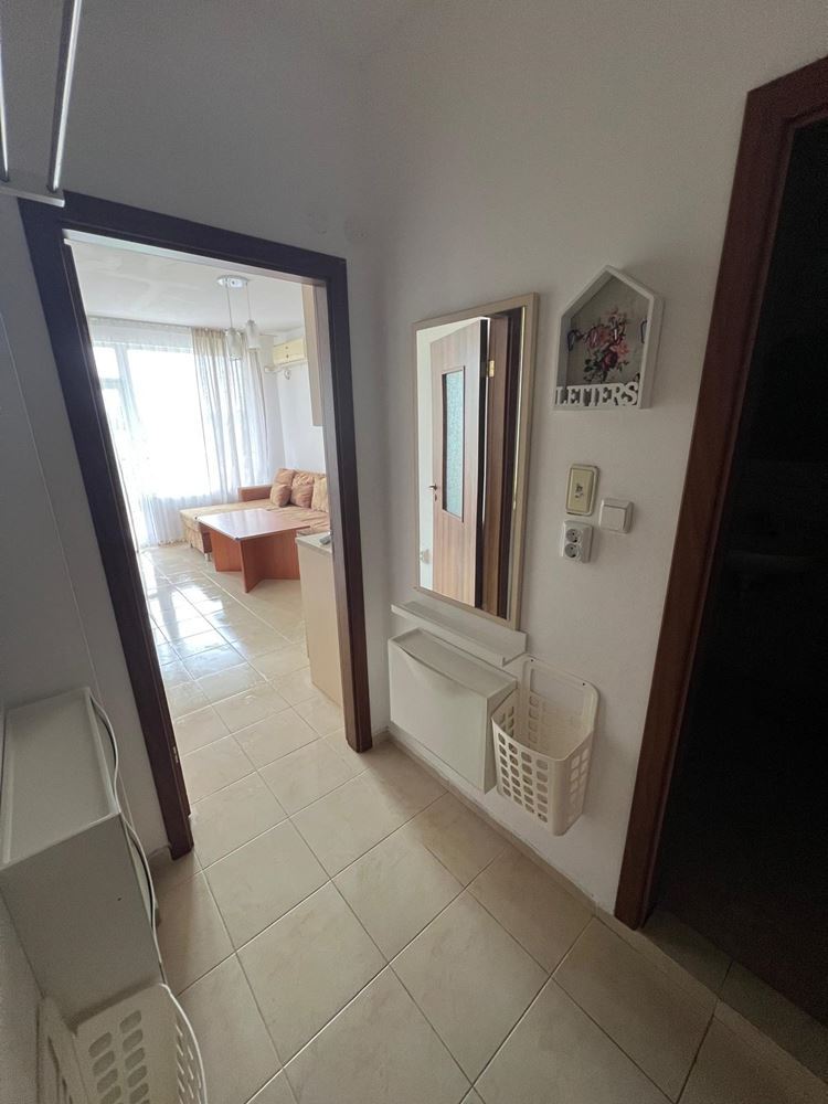 Two-Bedroom Apartment in a Year-Round Complex Near the Sea – Ready to Move In