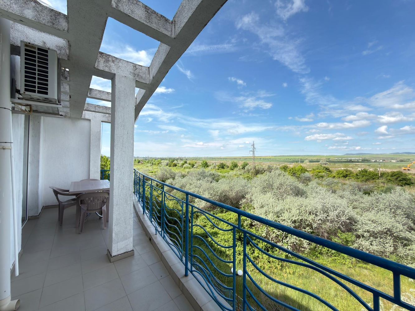 Spacious four-room duplex apartment with panoramic views – comfort and style in the heart of tranquility