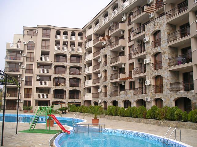 Spacious One-Bedroom Apartment in a Year-Round Complex – Excellent Choice for Living and Investment