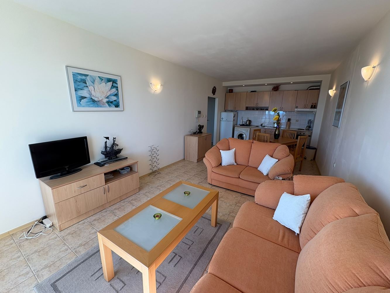 First Line in Sveti Vlas – Spacious One-Bedroom Apartment with Sea View