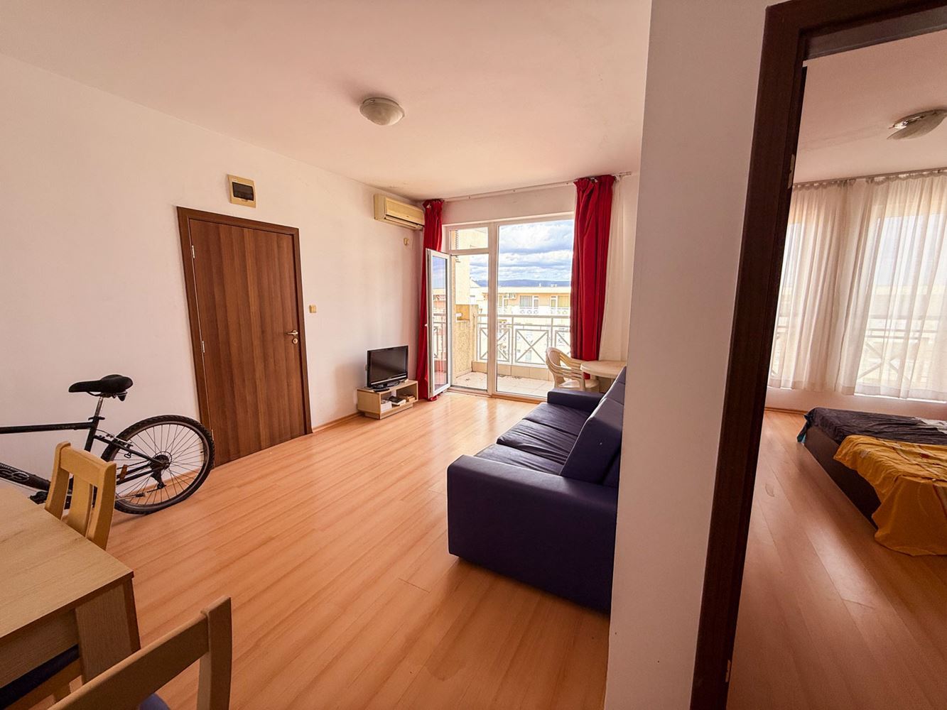 Three-room Apartment with Pool View in a Well-Maintained Complex near Sunny Beach