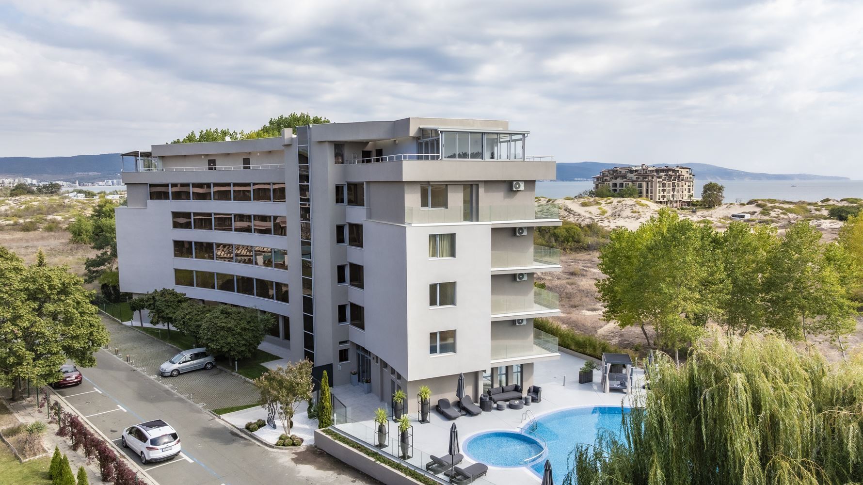 First Line in Sunny Beach – Spacious One-Bedroom Apartment with Sea, Mountain and City Views