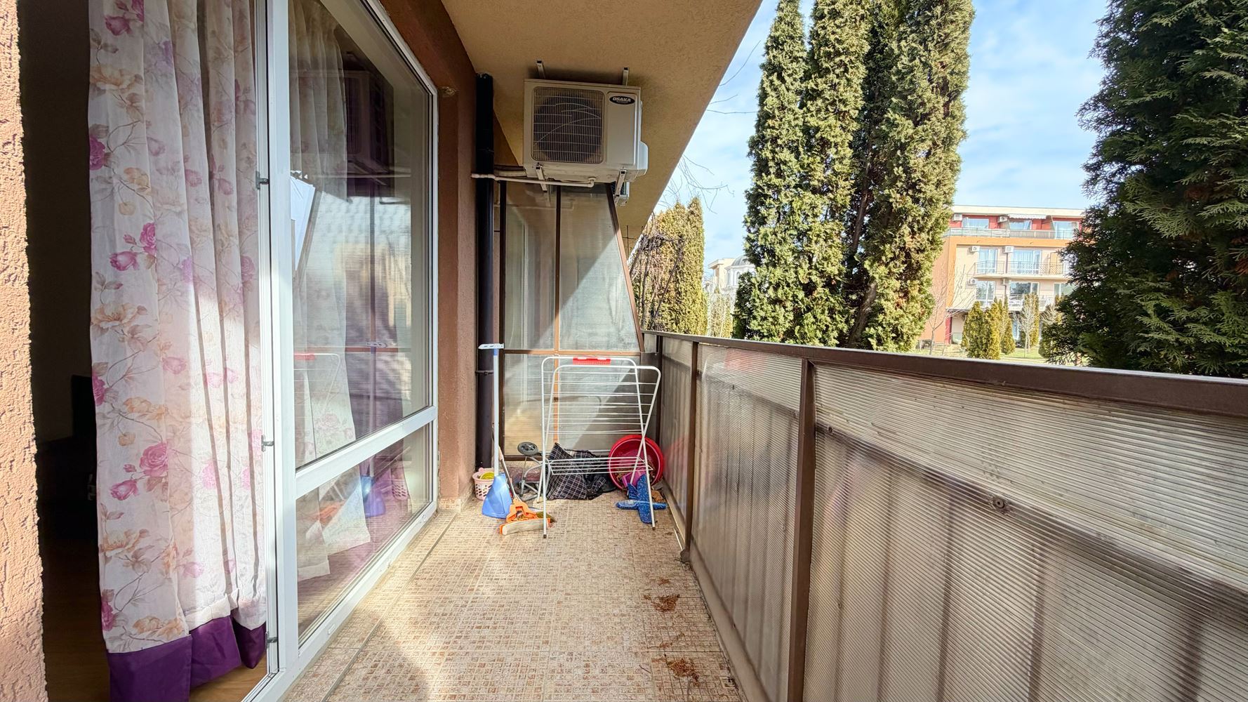 Spacious studio with a terrace in a modern complex in Sunny Beach – comfort and entertainment within walking distance of the sea