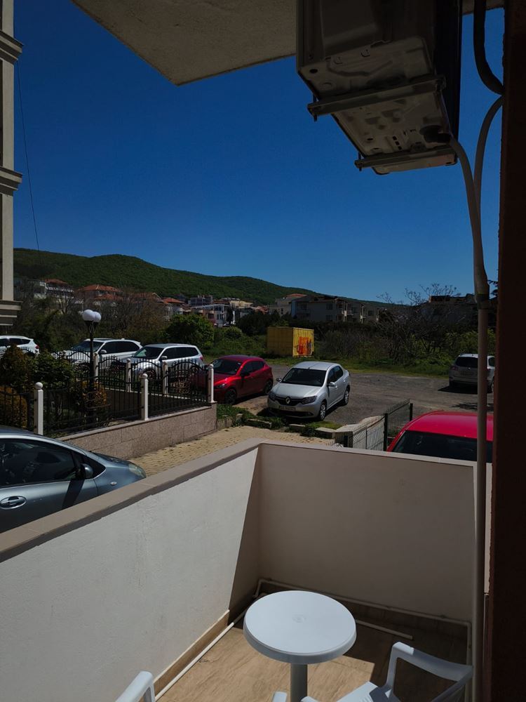 New one-bedroom apartment in Sveti Vlas – modern home without maintenance fee, ready for living