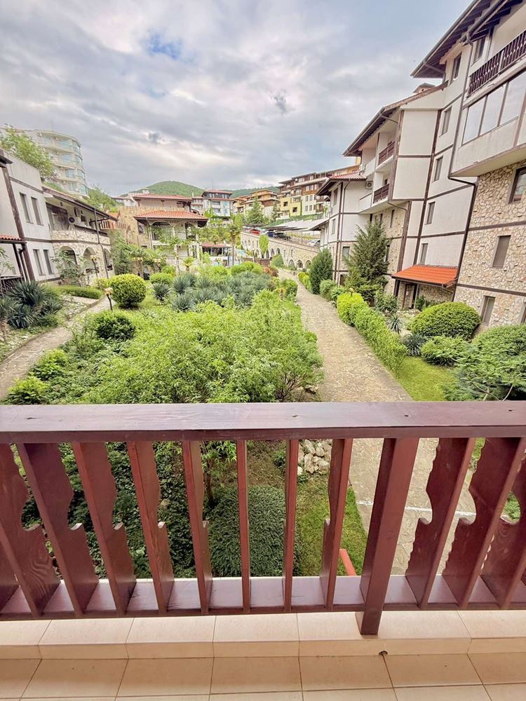 Two-bedroom apartment on the first line to the sea in Sveti Vlas – comfort, spaciousness and a unique sea view