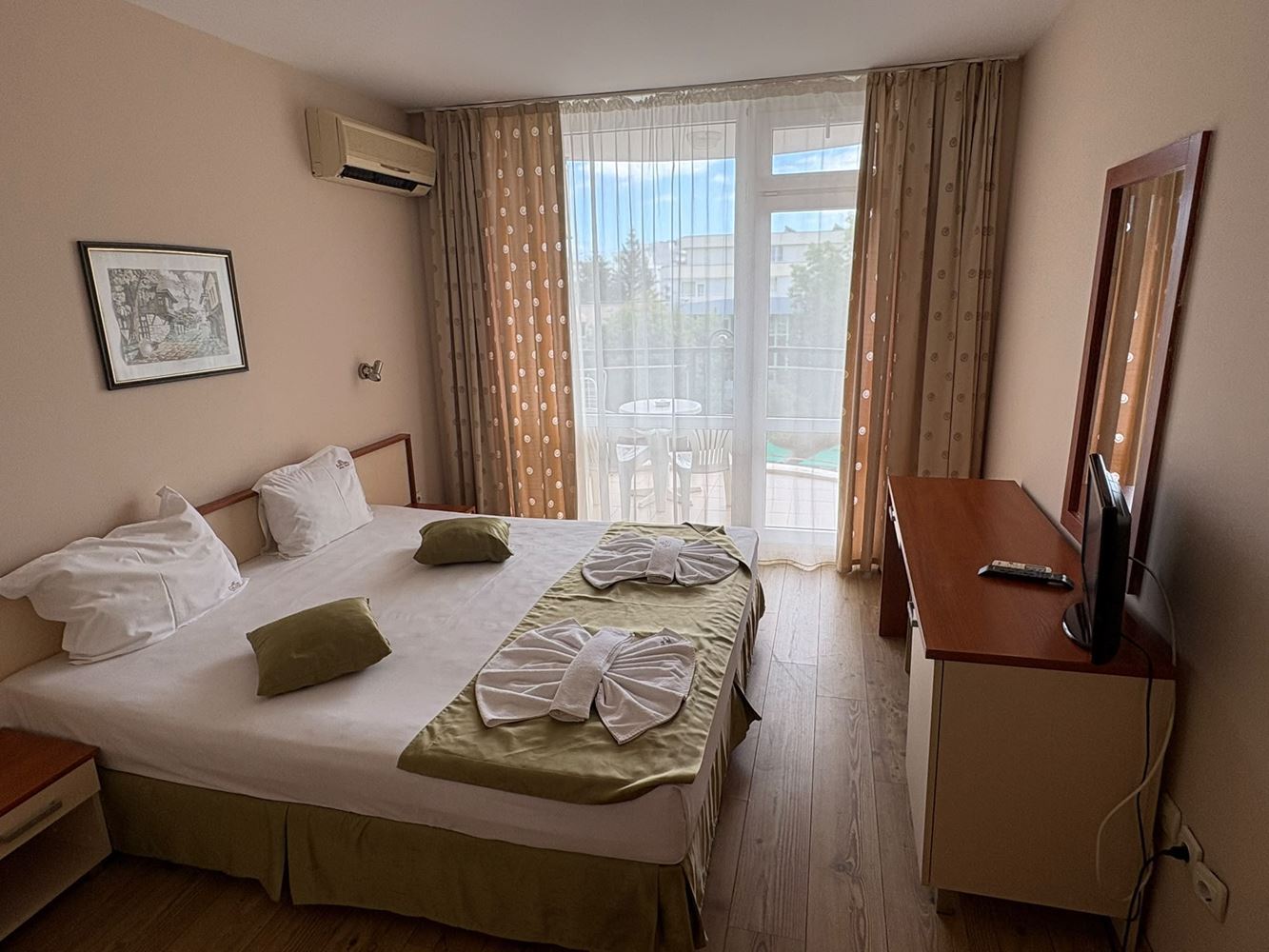 One-Bedroom Apartment 300 m from the Sea in Sunny Beach – Excellent Investment by the Sea