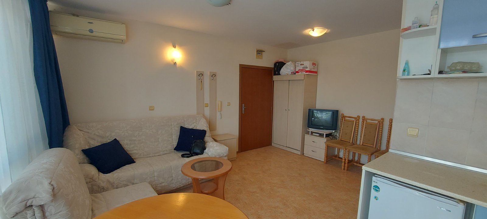 Spacious Furnished Studio in a Modern Complex Just 300 Metres from the Sea in Sunny Beach