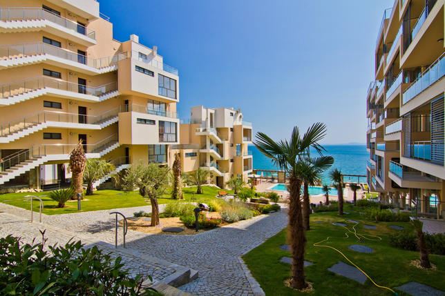 Cozy One-Bedroom Apartment with Panoramic Sea and Mountain Views in Sveti Vlas