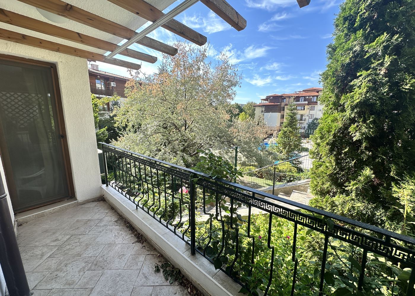 One-bedroom apartment on the first sea line in Sveti Vlas – cosiness and a seaside atmosphere