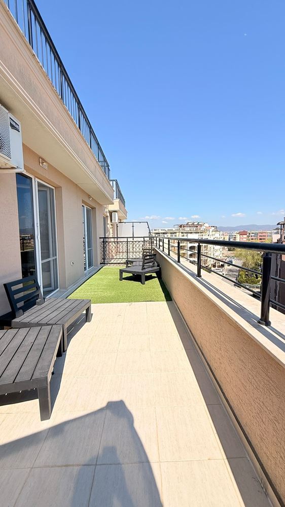 Luxury three-bedroom duplex in the heart of Sunny Beach – space, style and comfort on two levels