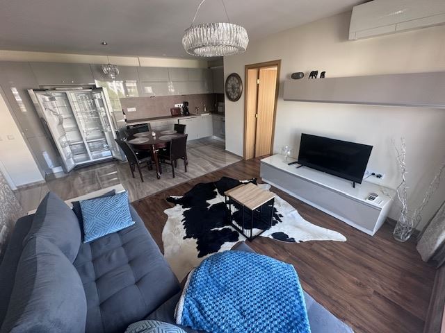 Penthouse with Panoramic Sea View and Private Beach Access in Sveti Vlas