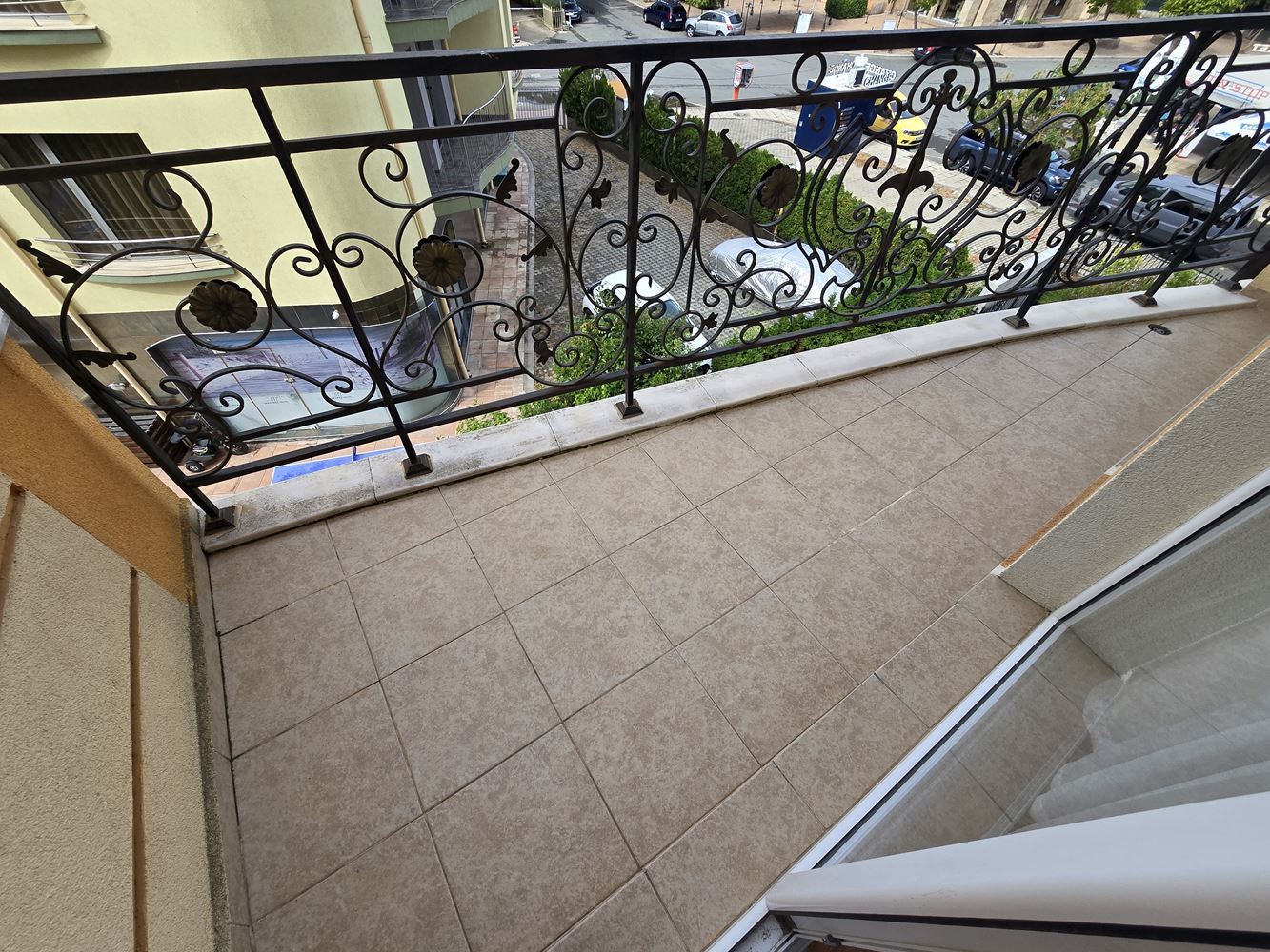 Modern One-Bedroom Apartment in Sunny Beach – New Renovation, Excellent Investment and Ready to Move In