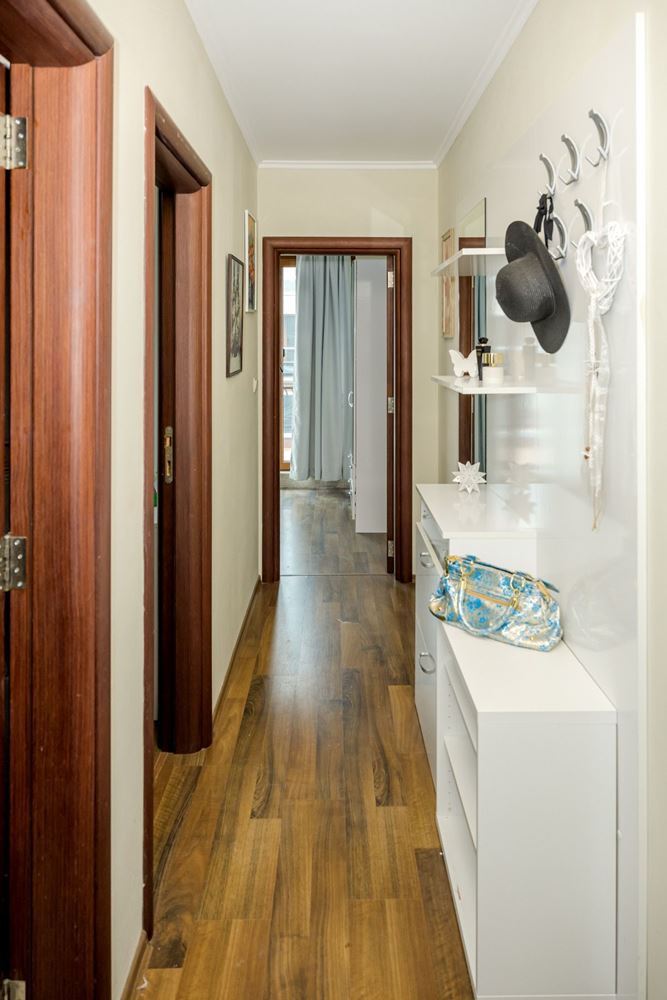 Spacious three-room apartment with sea view in Pomorie – 50 meters from the sea