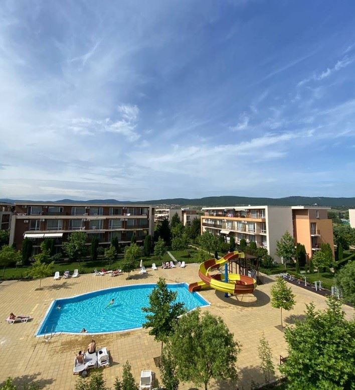 Spacious studio with a terrace in a modern complex in Sunny Beach – comfort and entertainment within walking distance of the sea