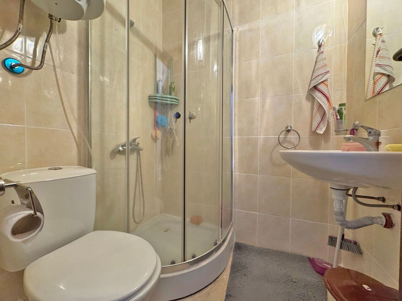 Spacious two-bedroom apartment – comfort, tranquility and excellent amenities in a modern complex