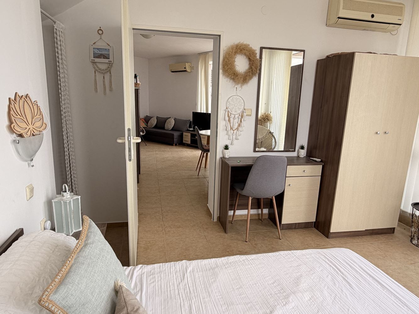First Line with a Beautiful Sea Panorama – Spacious One-Bedroom Apartment with Two Terraces