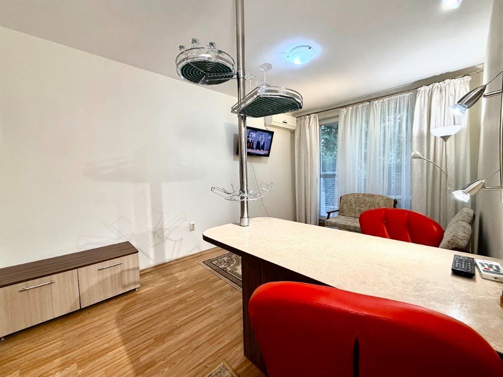 Studio apartment in Nessebar – seaside cosiness, a swimming pool and tranquillity in a gated complex