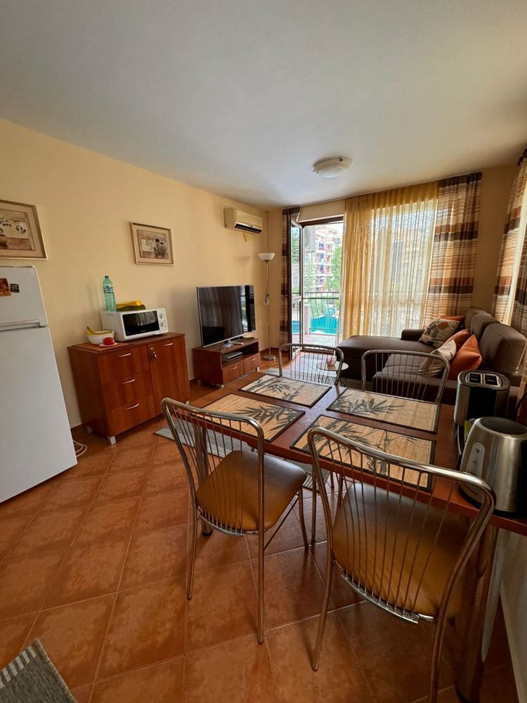 Spacious One-Bedroom Apartment in a Year-Round Complex – Excellent Choice for Living and Investment