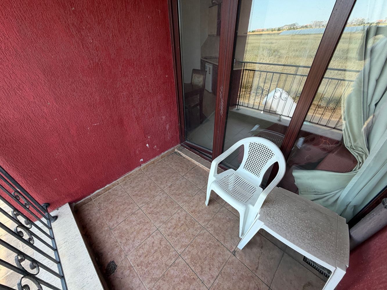 Spacious studio with sea view in a prestigious complex in Aheloy