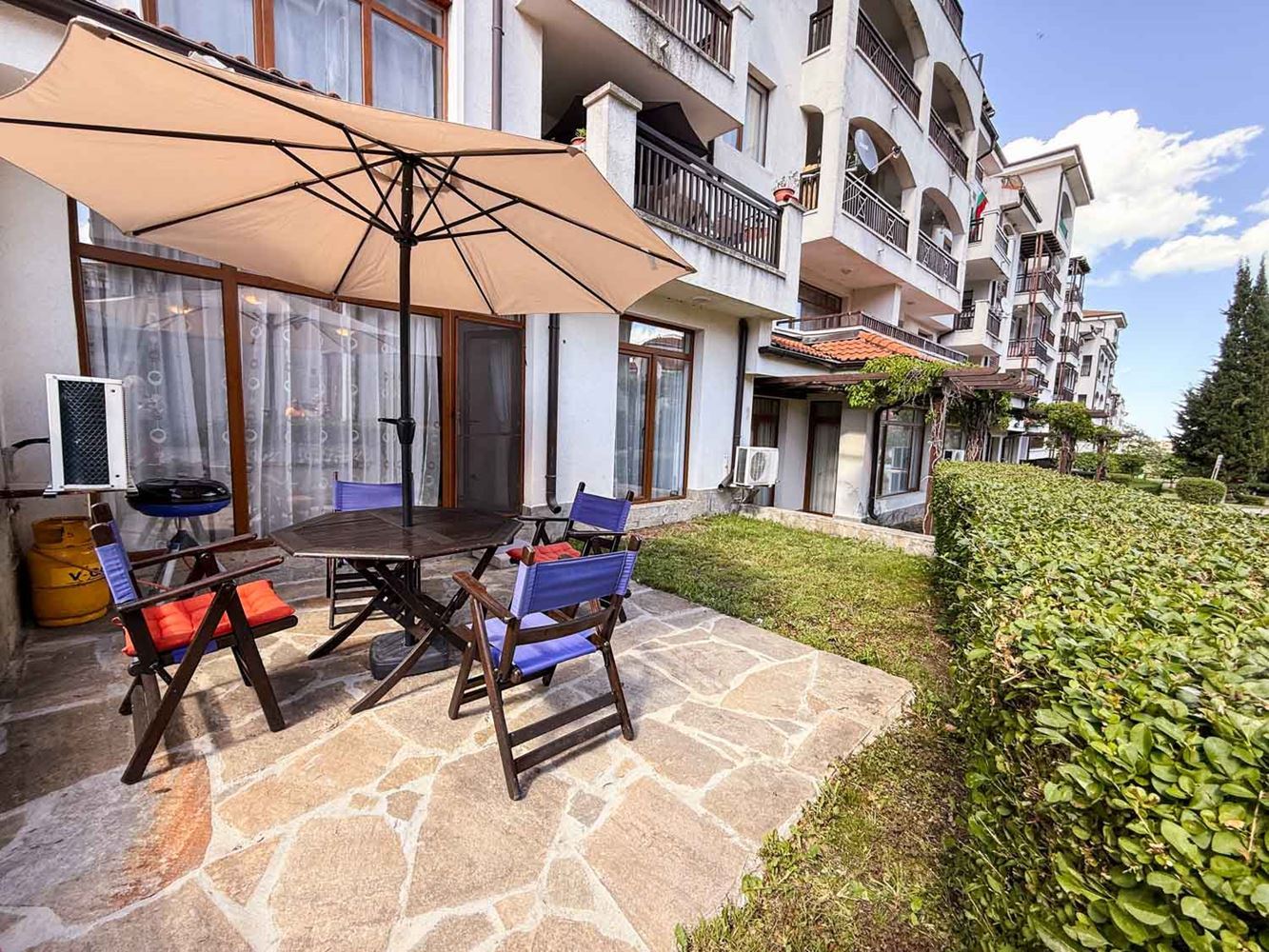 Spacious One-Bedroom Apartment with a Private Garden and Large Veranda in a Complex near Aheloy