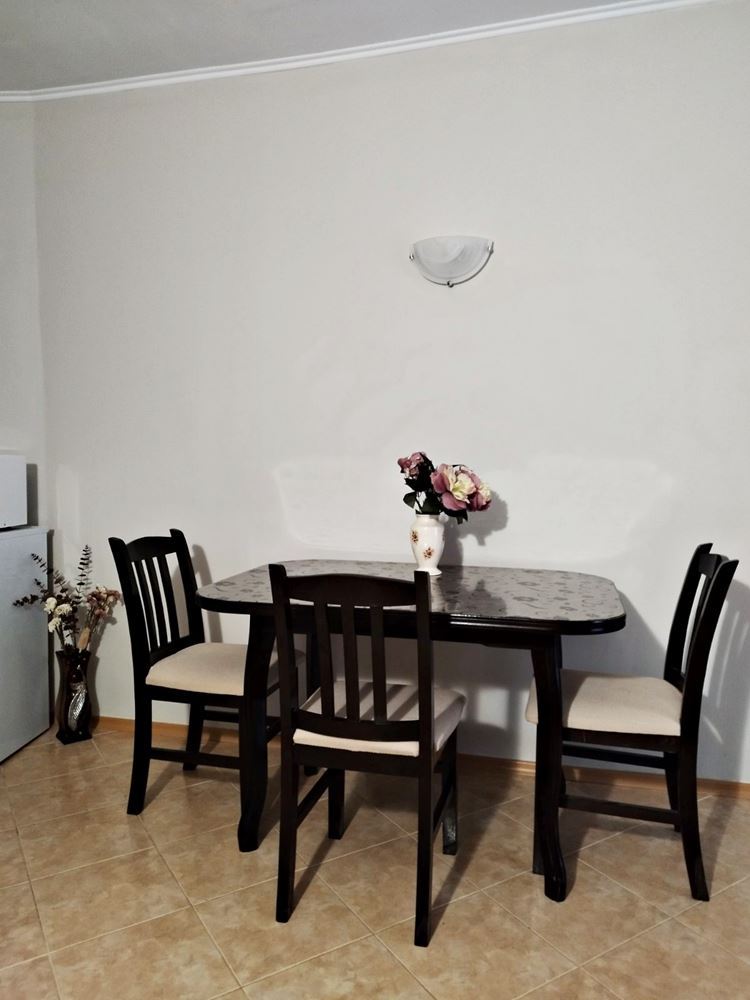 Ground-floor studio with no maintenance fee in Sunny Beach – excellent investment and year-round use