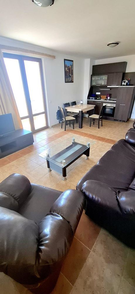 Three-room apartment on the first line with frontal sea view in Pomorie. With underground parking space!