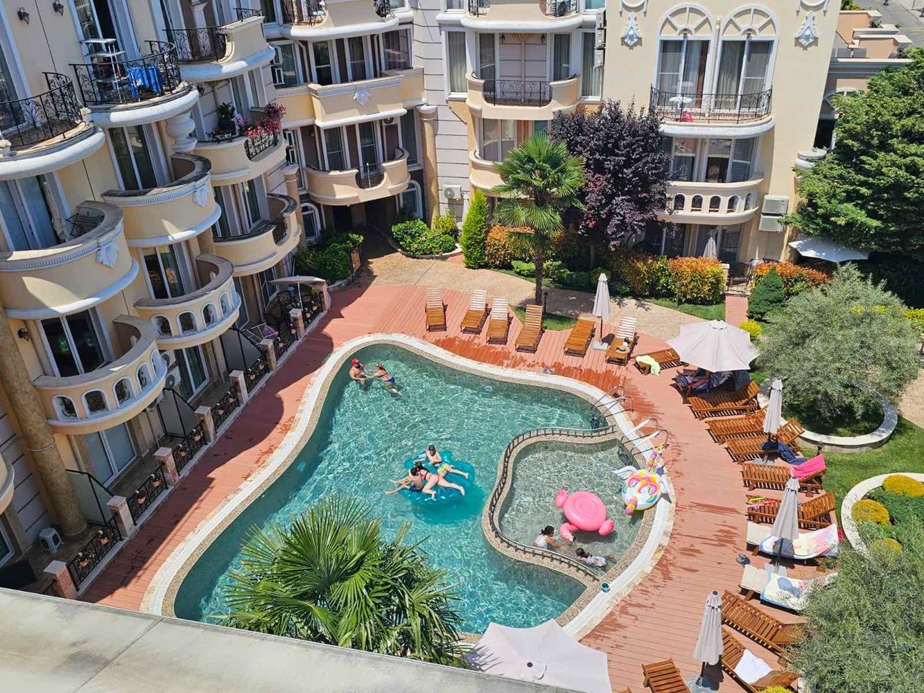 Spacious One-Bedroom Apartment in a Peaceful Seaside Complex in Ravda