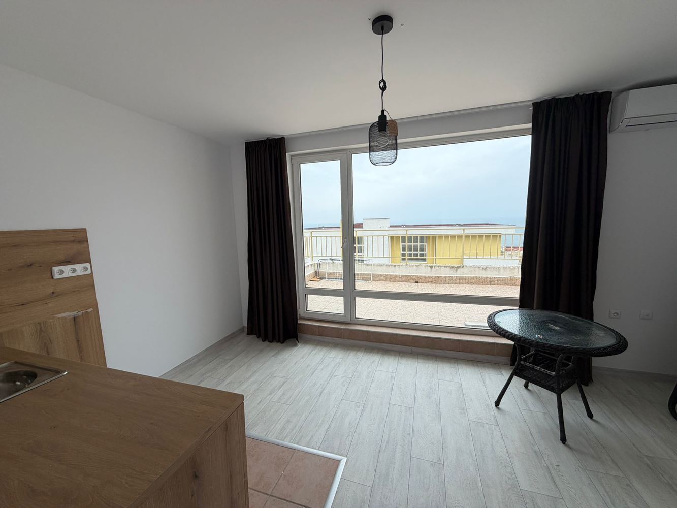 Panoramic studio with sea view in Sveti Vlas – impressive location, large-scale complex, and high-class investment