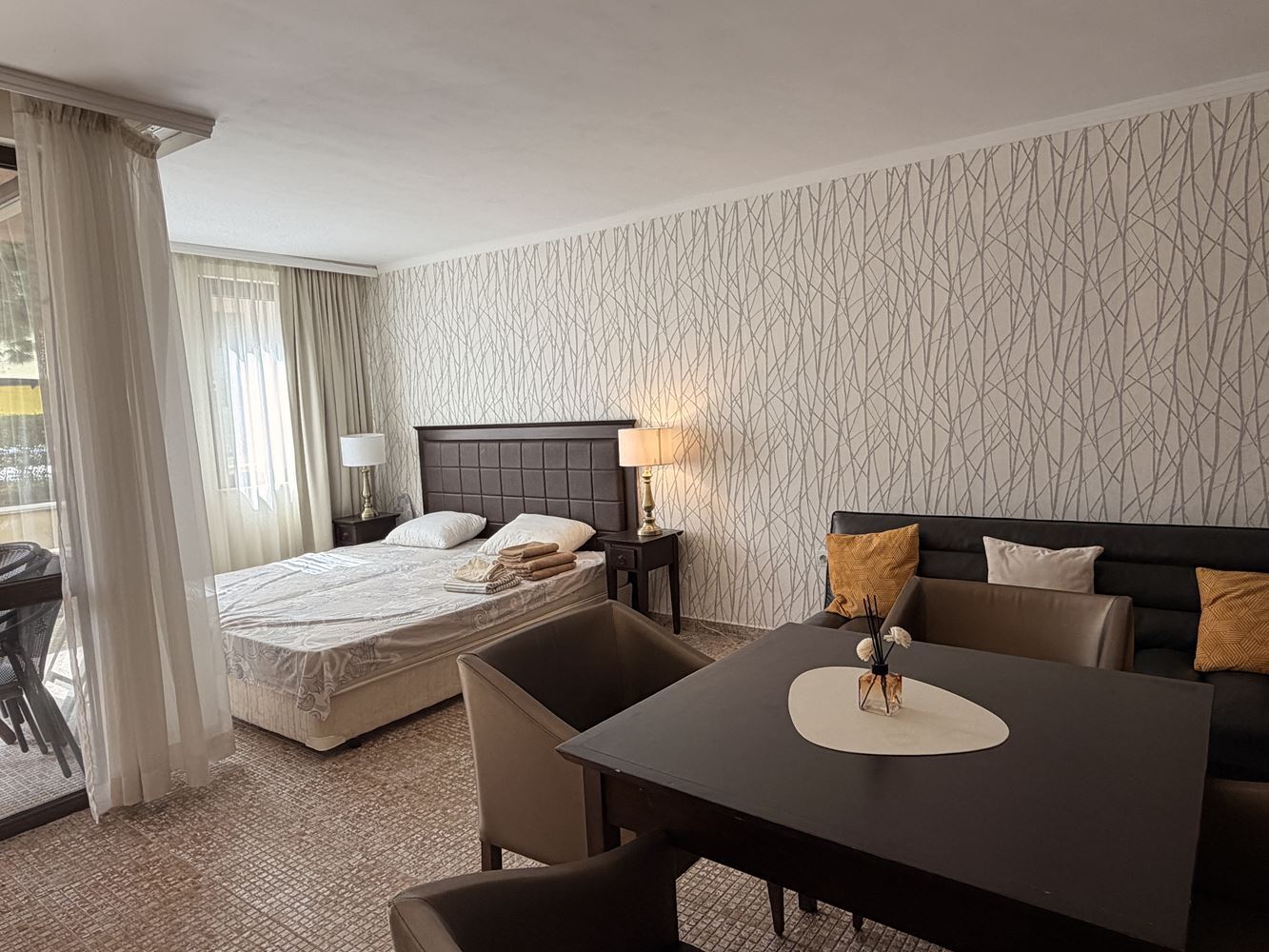 Exclusive studio with garden and direct pool access – 100 m from the sea in Sunny Beach