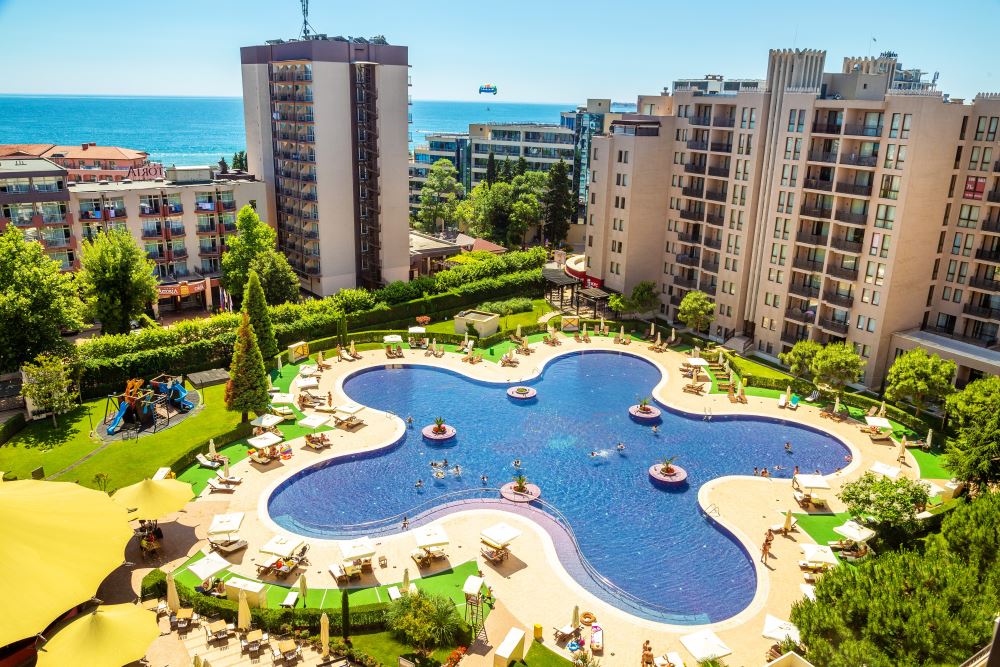 Luxury one-bedroom apartment with panoramic sea view in a prestigious complex in Sunny Beach