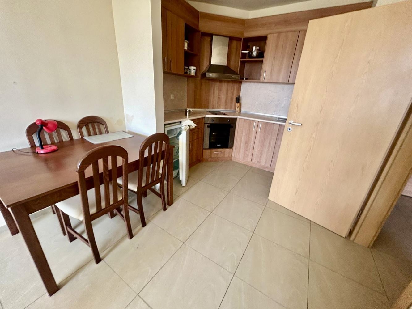 One-bedroom apartment in the central part of Sunny Beach with pool view