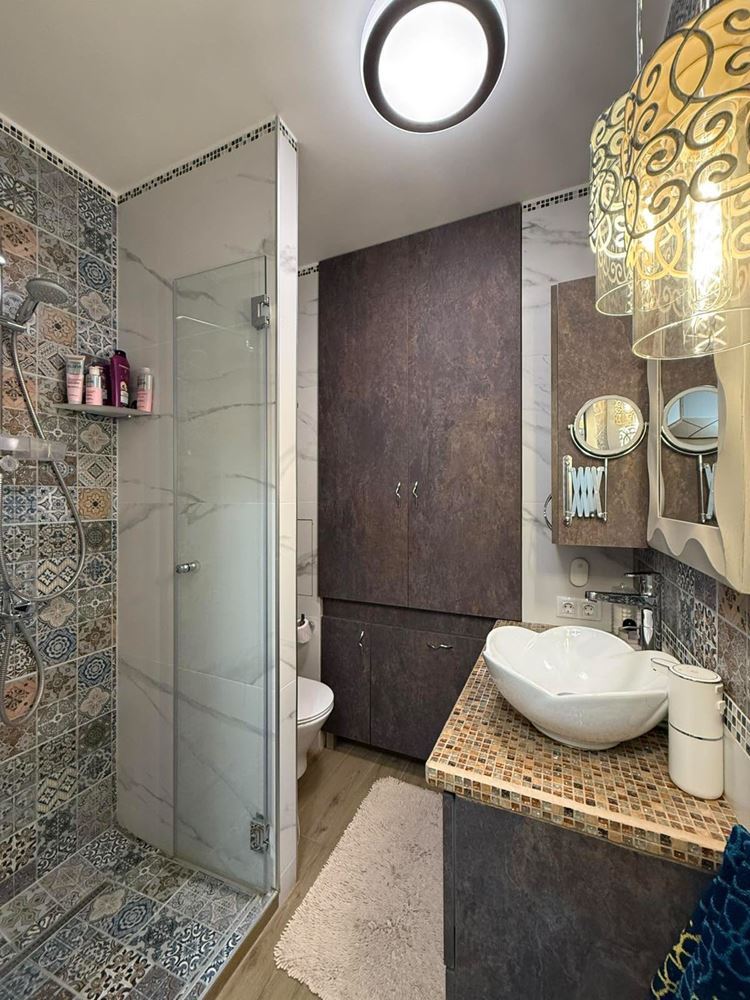 Large Two-Bedroom Apartment Opposite the Sanatorium in Pomorie – Three Terraces, Walk-In Wardrobe and Two Bathrooms