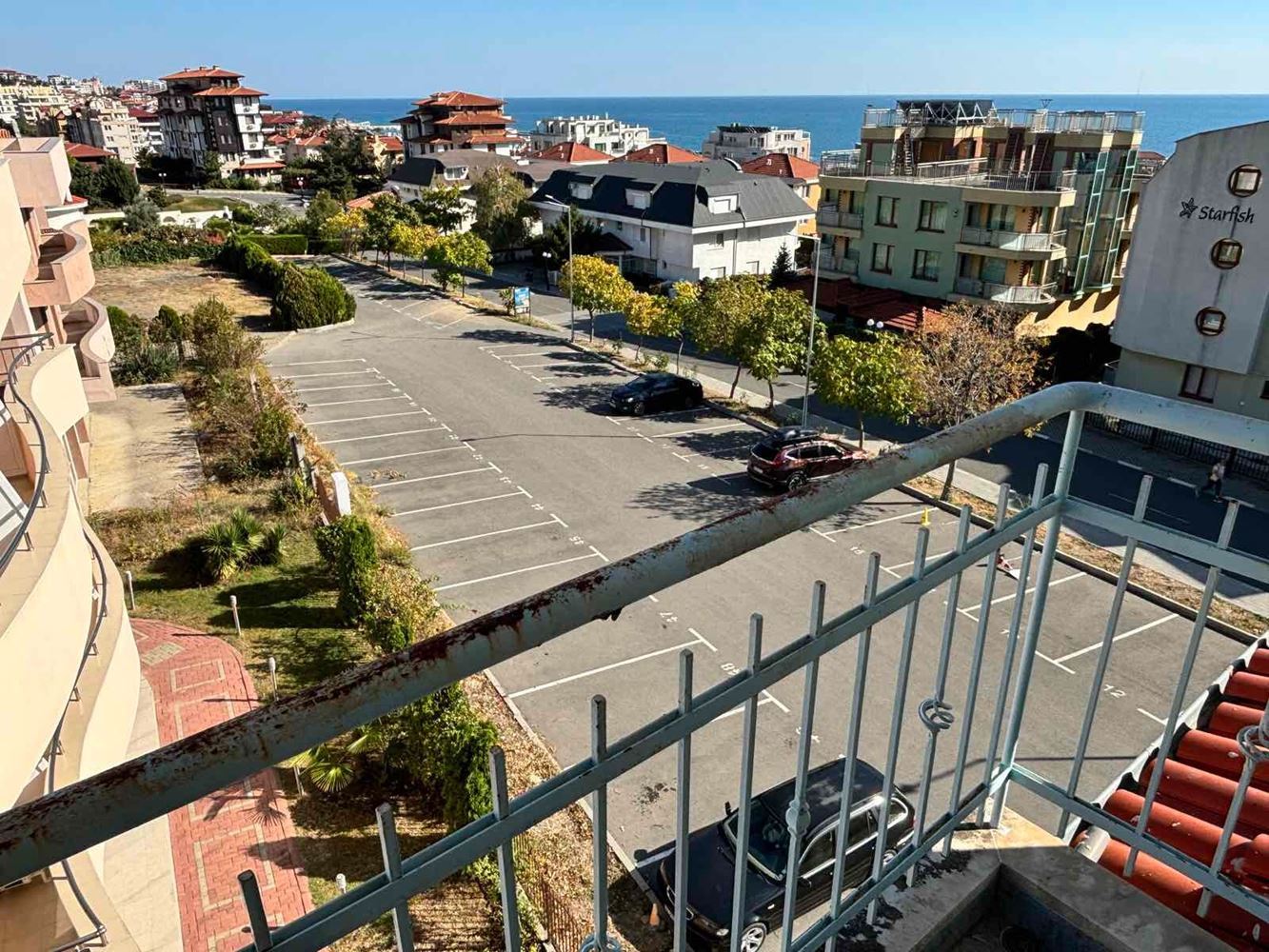 Panoramic sea-view three-bedroom? apartment in Sveti Vlas