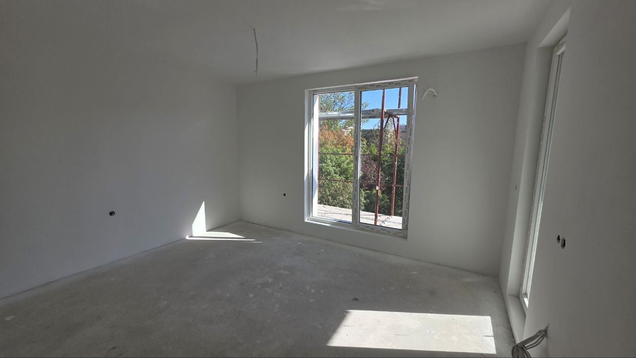 Modern studio in a new building – excellent location and no maintenance fee