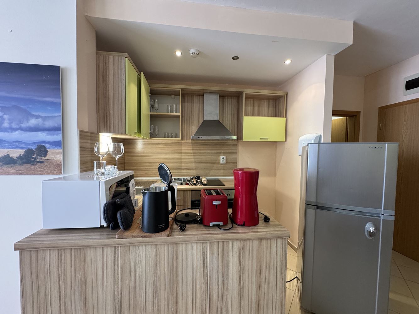 Spacious Apartment with Two Bedrooms on the First Line in Sveti Vlas – Sea and Pool Views