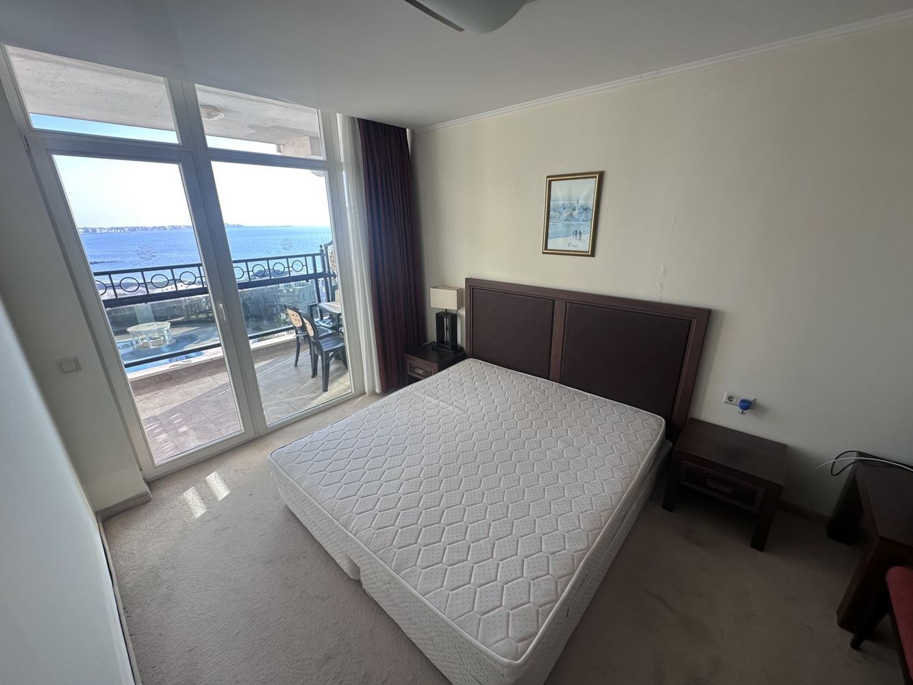 Two-bedroom apartment in Pomorie with frontal sea view – luxury living on the beachfront